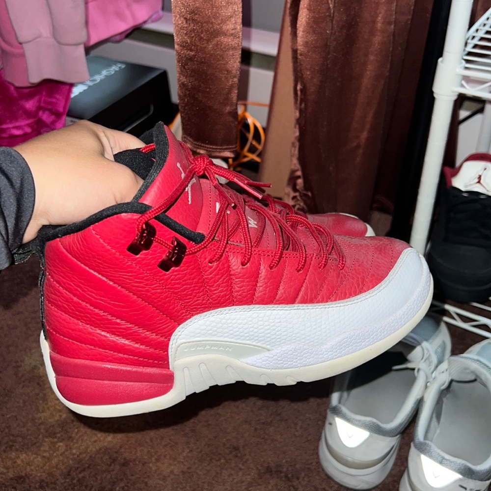 Jordan 11s